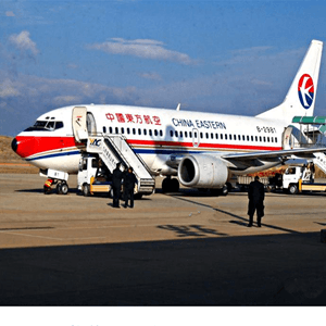 西宁曹家堡航空空运航空快运业稳步发展的原因是什么？
